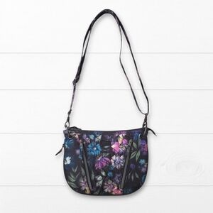 Lug Swivel Expandable Crossbody in Bloom Black with RFID Protection